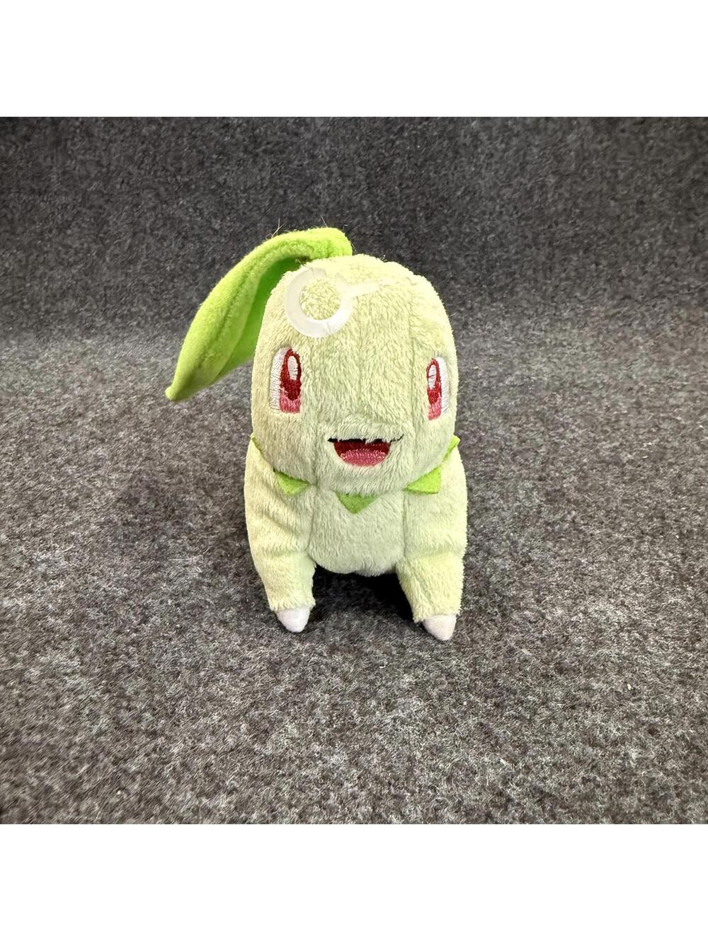 Pokemon Plush Chikorita Vintage Rare Hasbro Collectible